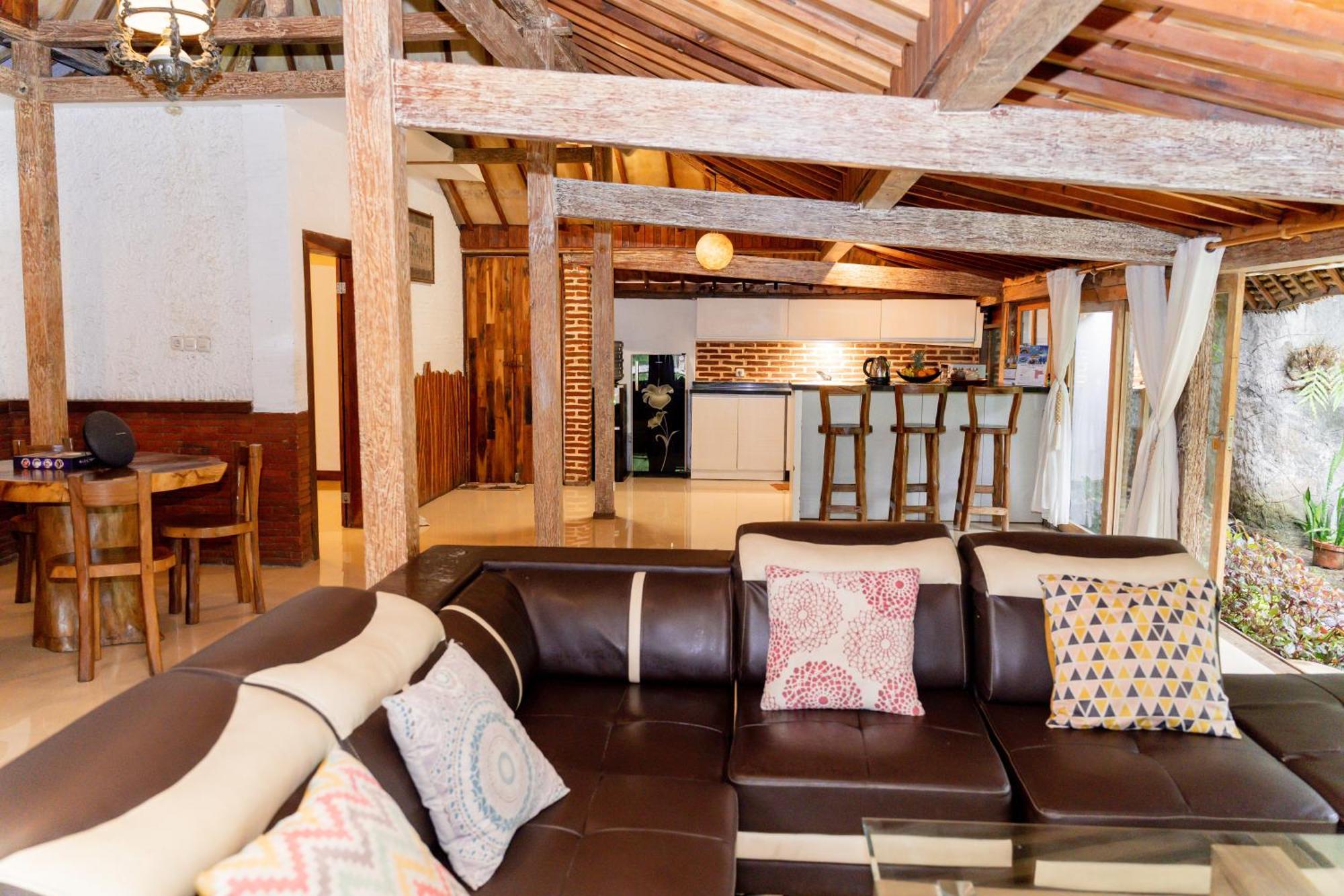 Puri Samaira Villa Tanjung  Екстериор снимка