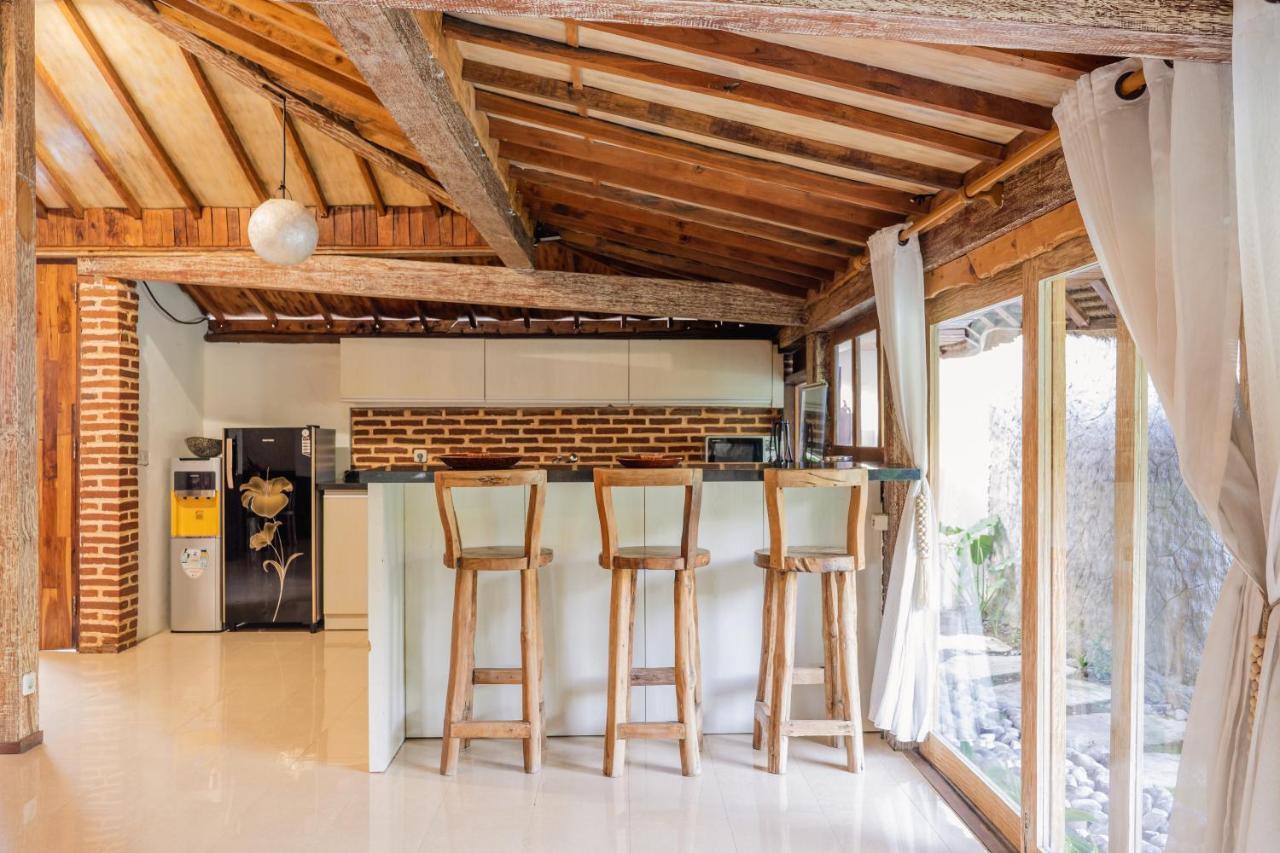 Puri Samaira Villa Tanjung  Екстериор снимка